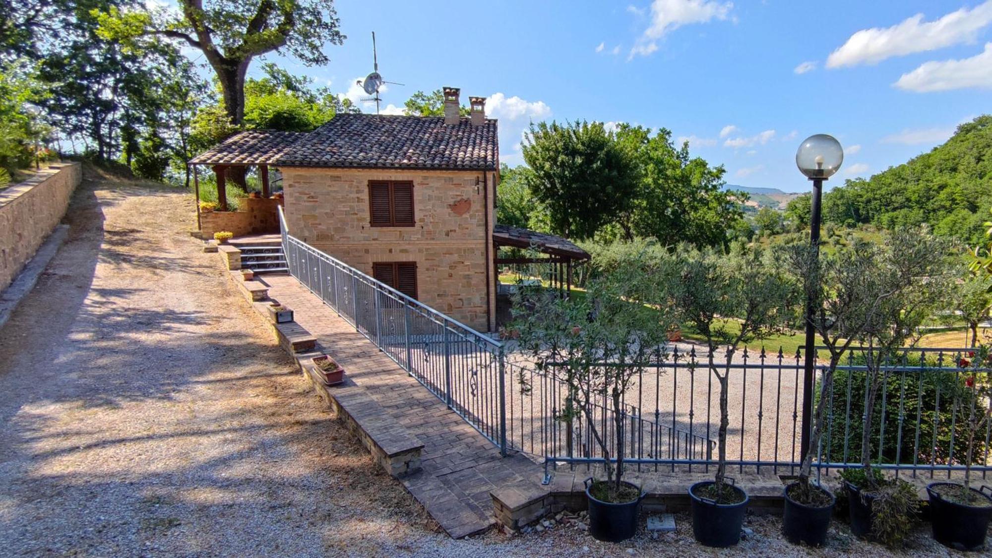 Agriturismo Pascucci Tolentino Bilik gambar